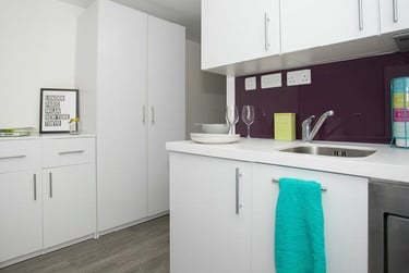 1 bed studio, Popes Lane, West Ealing, London, W54NG - Image 4